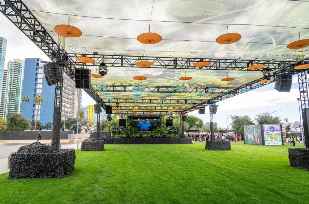 Both City Steps and The Palms (pictured) featured distributed systems flown from a long and narrow truss structure used for shade (photo credit: Alex Matthews)